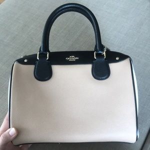  DELETING TOMORROW  NWT Coach Mini Bennet